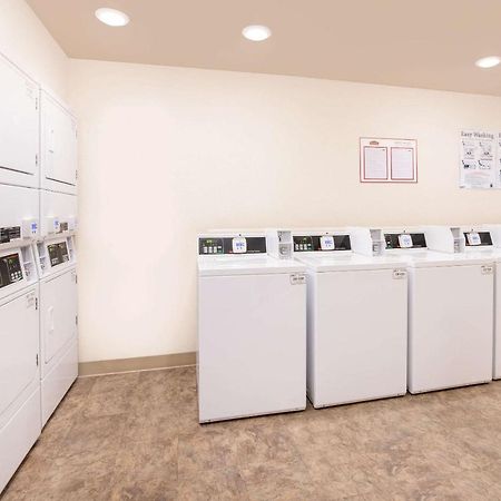 Woodspring Suites Columbus Fort Moore Exteriör bild