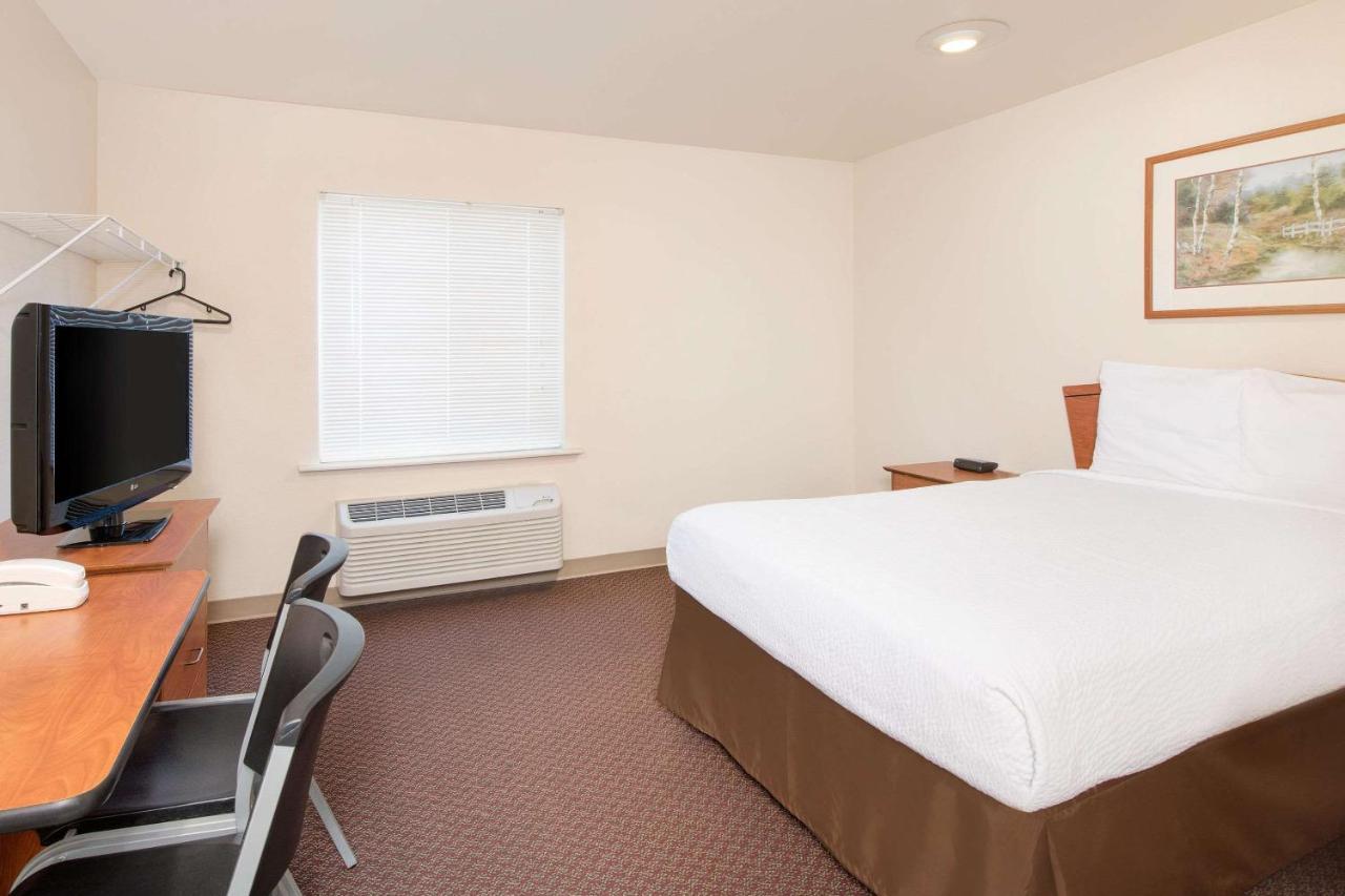 Woodspring Suites Columbus Fort Moore Exteriör bild
