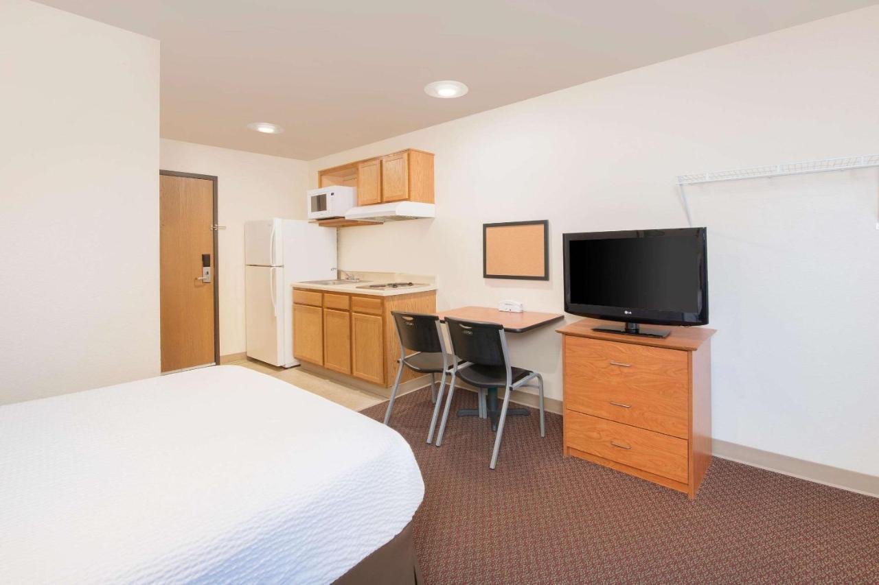 Woodspring Suites Columbus Fort Moore Exteriör bild